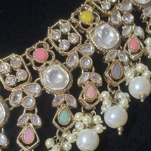 Traditional Desi Bollywood Indian Pakistani necklace earrings tikka set - Picture 4 of 10